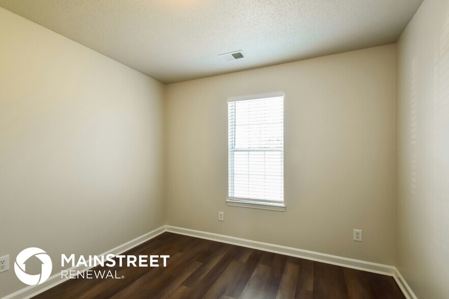 Building Photo - 7246 Durango Dr