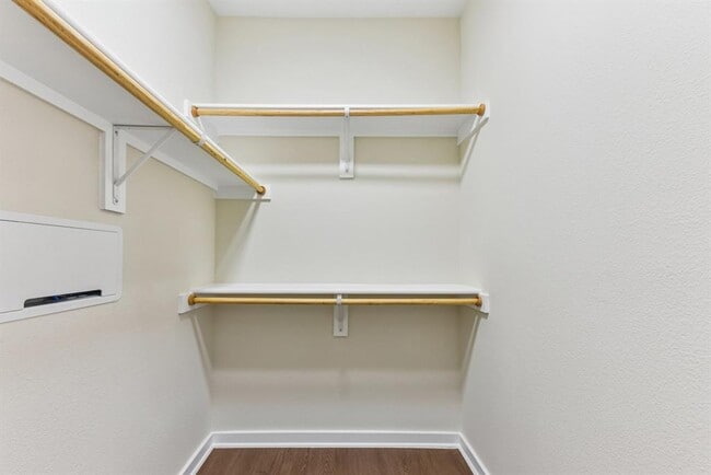 Building Photo - 17012 Marsh Wren Pass