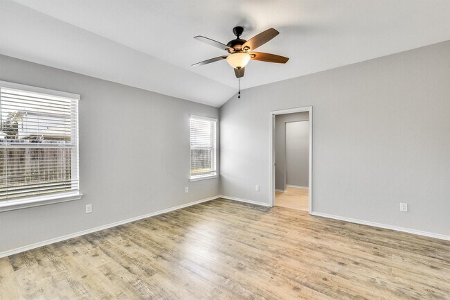Building Photo - 16831 Silent Pines Ct