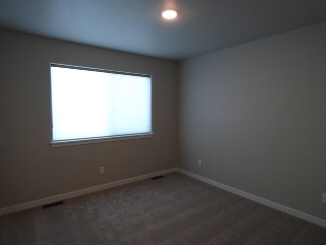 Building Photo - Maintenance Free, Brand New Construction