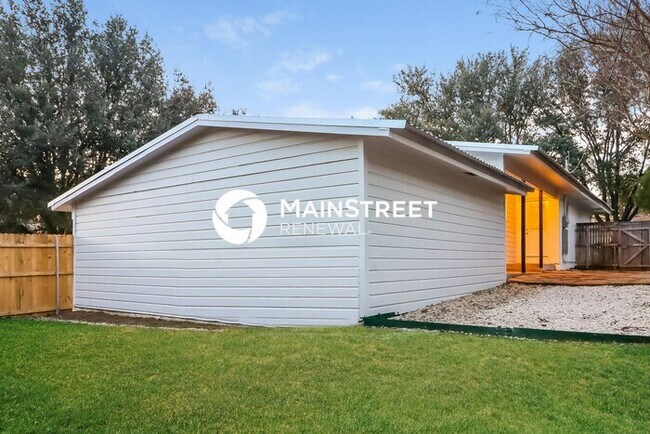 Building Photo - 3 Bedroom Pet-Friendly Home in Fort Worth,...