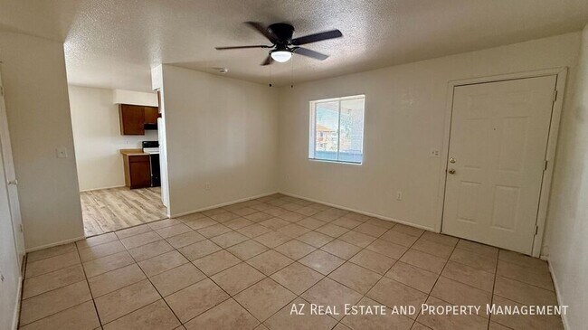 Building Photo - 3128 E Cicero St