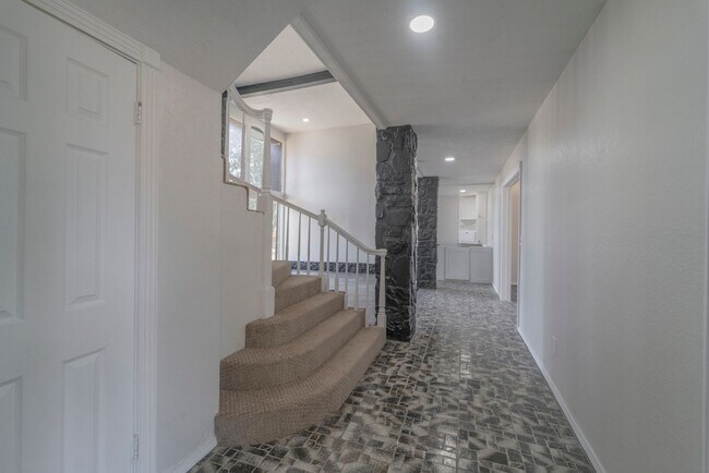 Building Photo - Opportunity Knocking with this HUGE home available for Rent to Own or Lease!