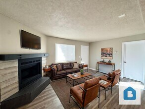 Building Photo - MOVE IN SPECIAL! 2 Bedrooms with Private Bathrooms | Walk-In Closets | Laundry Hookups