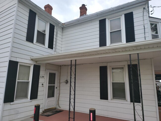 Building Photo - 139 N Seton Ave