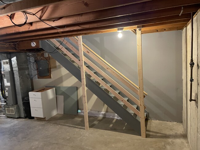 Building Photo - 59 Bustetter Dr