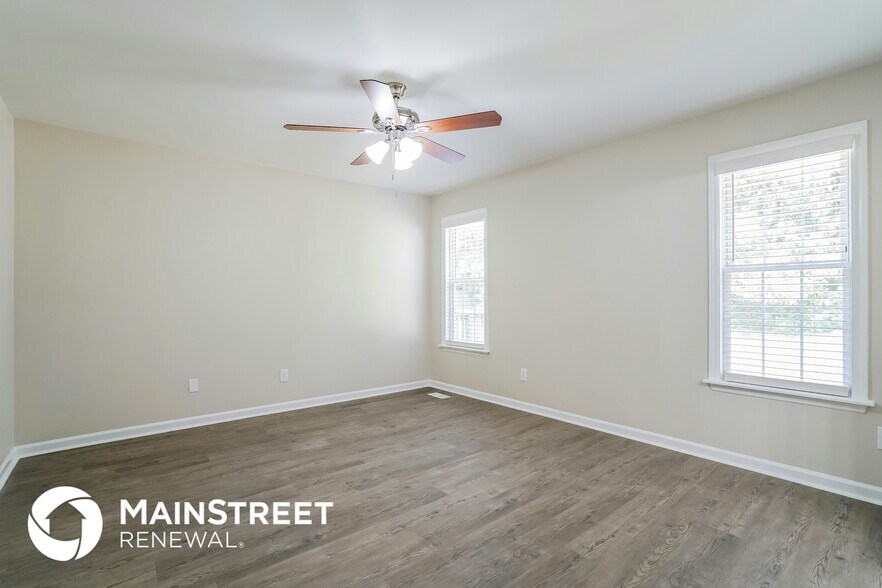 Building Photo - 220 Cross Current Ln