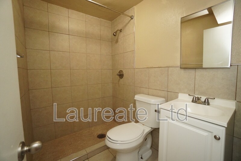 Building Photo - 1340 E 14th Ave