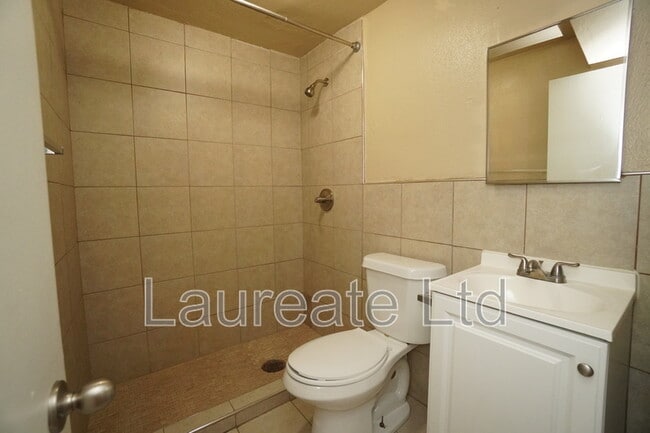 Building Photo - 1340 E 14th Ave