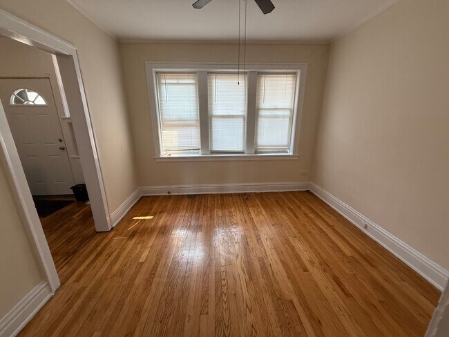 Building Photo - 7437 Randolph St