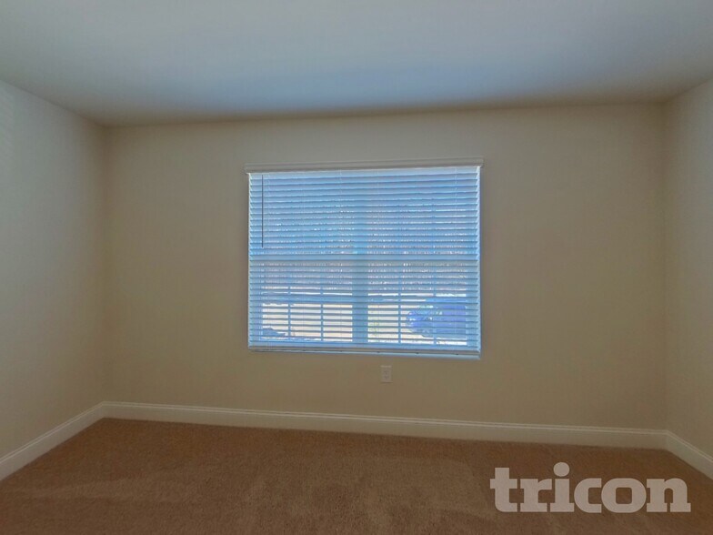 Building Photo - 6442 Fairford Dr