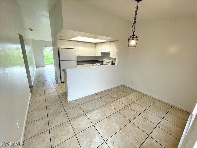 Primary Photo - 1415 Andalusia Blvd