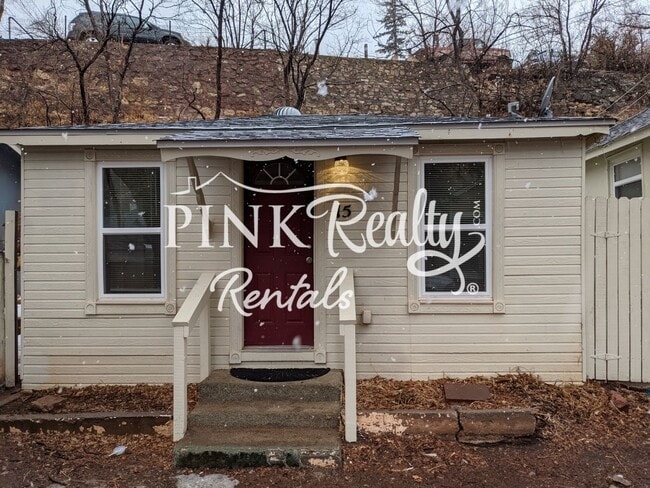 Building Photo - 15 Narrows Rd