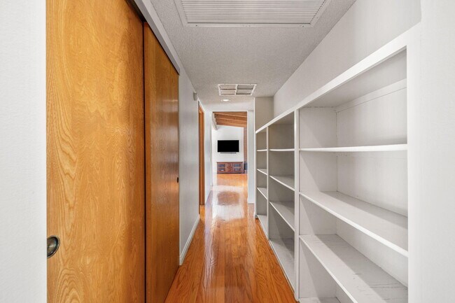 Building Photo - 2645 Anza Trail