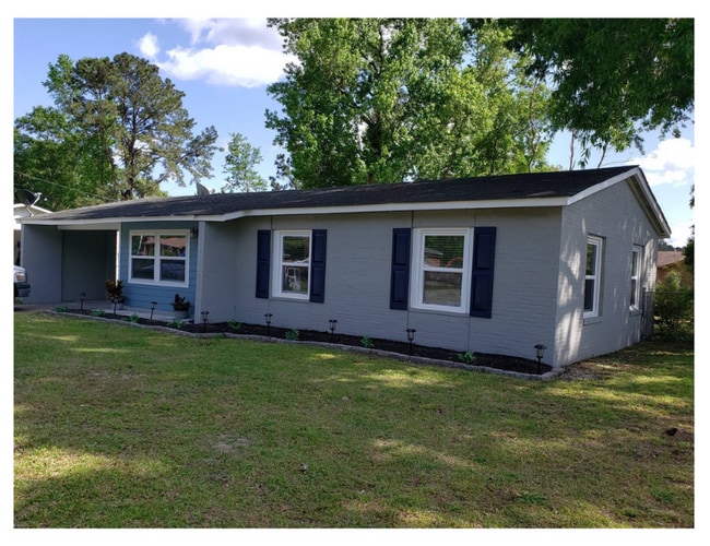 Building Photo - 15 Westfield Ave