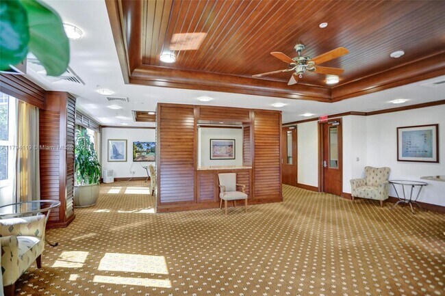 Building Photo - 19501 W Country Club Dr