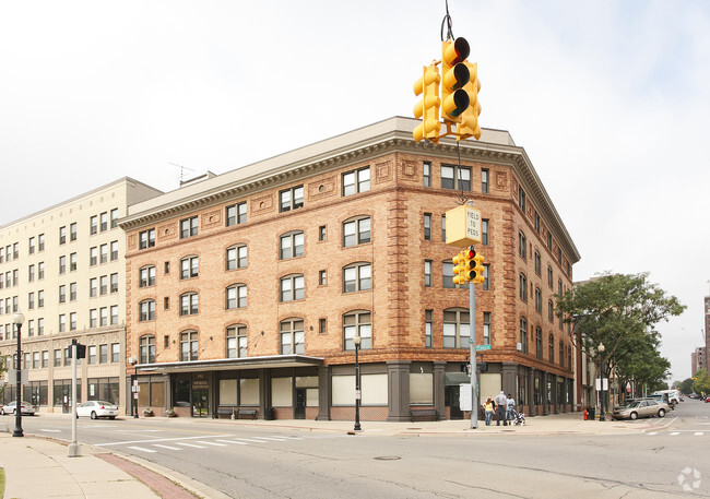 Primary Photo - Otsego Apartments