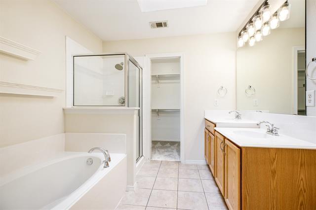 Building Photo - 3900 Braxton Ln