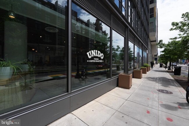 Building Photo - 2120 Vermont Ave NW