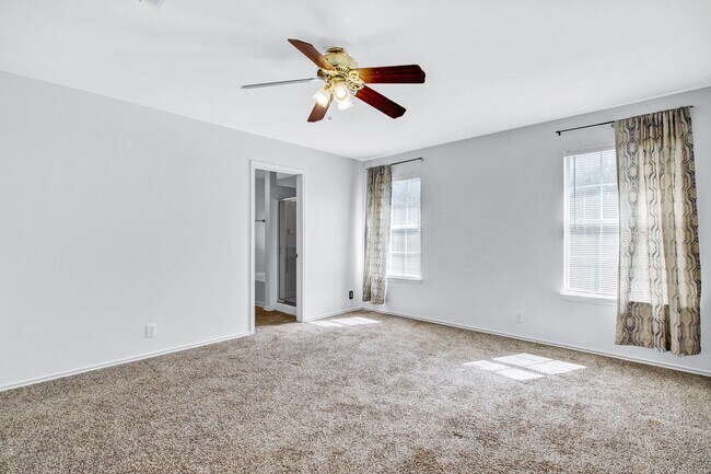 Building Photo - ***APPLICATION CURRENTLY UNDER REVIEW***Sp...