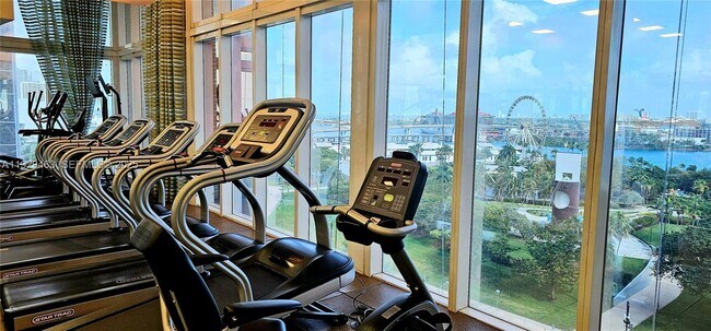 Building Photo - 50 Biscayne Blvd