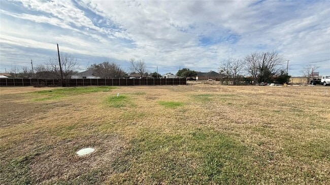 Building Photo - 107 Owen Cir