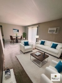 Building Photo - Updated 3 bed 1 bath Condo in Jenison