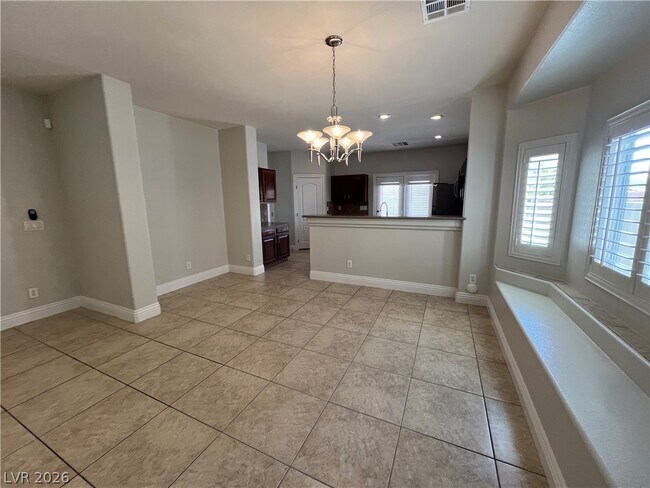 Building Photo - 9460 Glendora Valley St