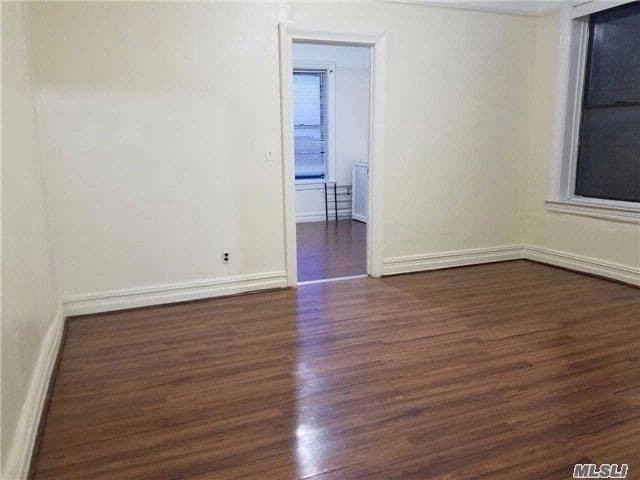 Building Photo - 1087 Willmohr St