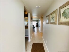 Building Photo - 9400 S Ocean Dr