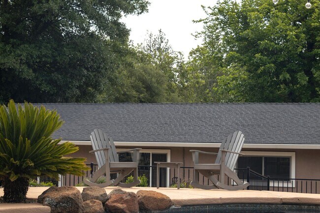 Building Photo - 17146 Vintage Dr