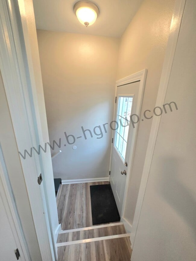 Building Photo - Newly Updated!