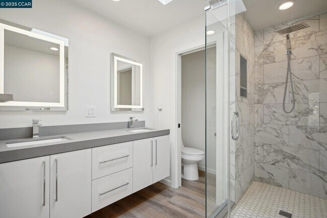 Building Photo - 119 Cypress Point Way