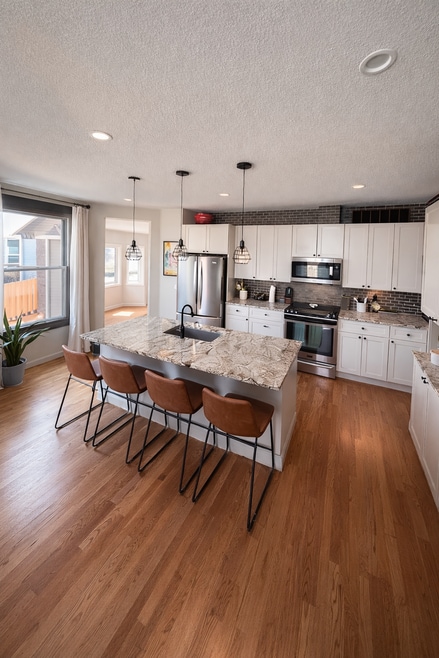 Building Photo - 151 S Lincoln St