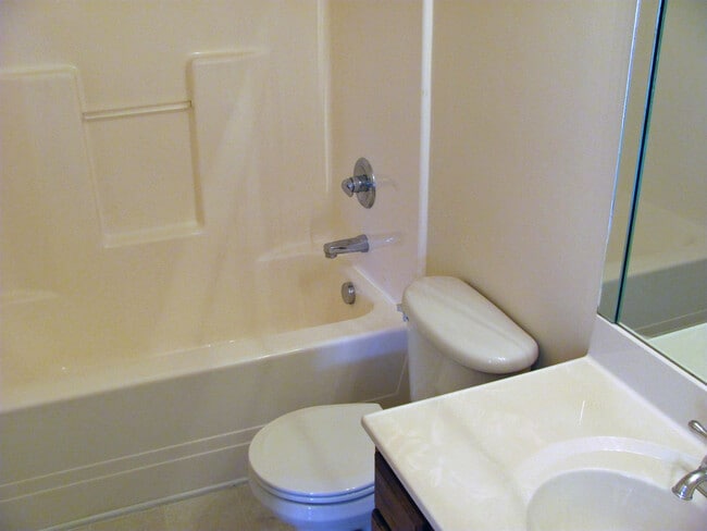 Building Photo - COMING SOON-BEAUTIFUL ALL ELECTRIC HOME in...