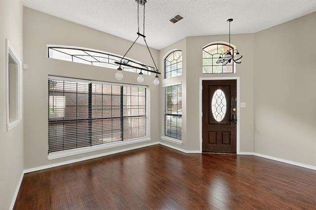 Building Photo - 18932 Westwood Pl