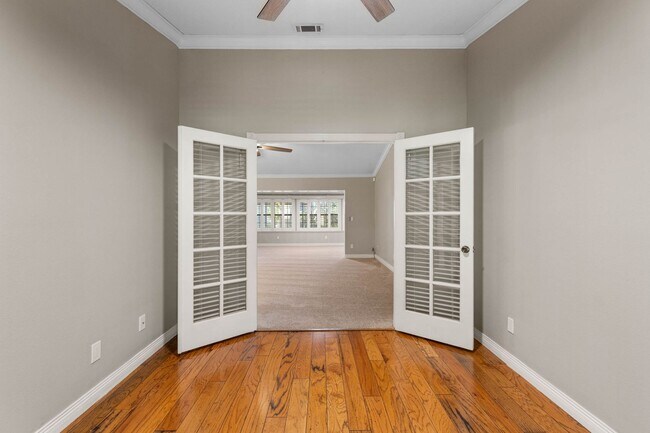 Building Photo - New Rental!