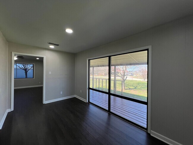 Building Photo - Homes for Rent in Rhome TX