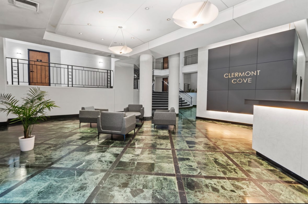 Building Photo - 1 Greene St