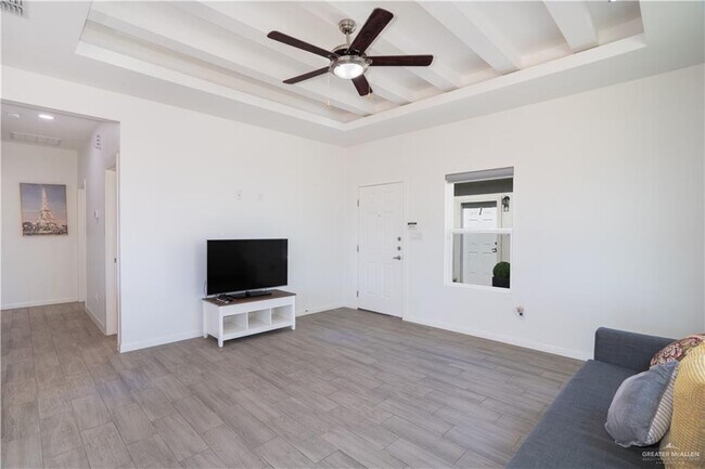 Building Photo - 26 N 40th St