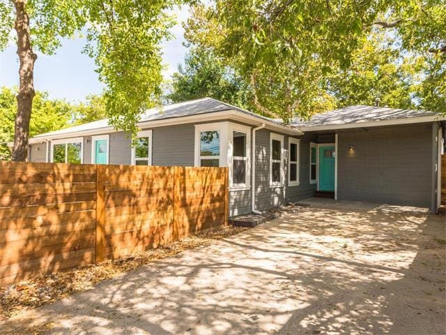 Building Photo - 2609 S 5th St