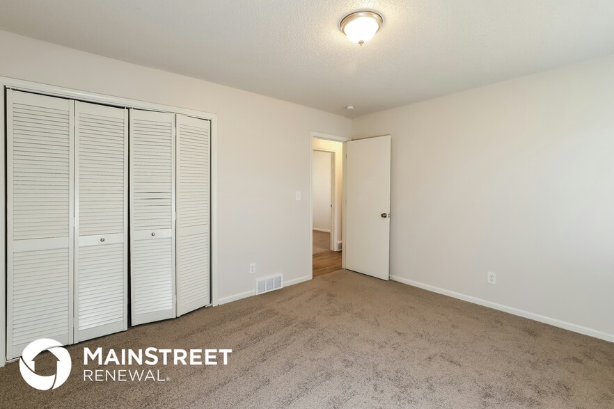 Building Photo - 2505 Folsom St