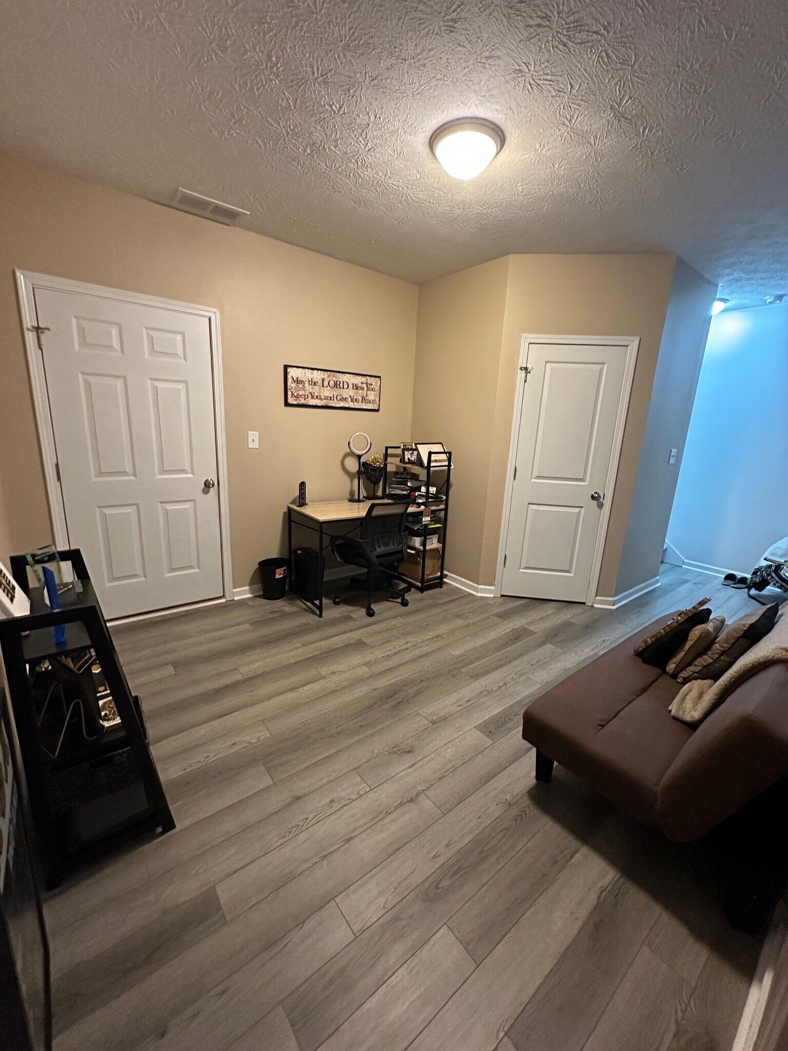 Building Photo - 2554 S Flat Rock Rd