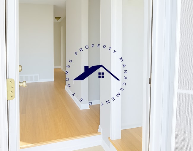 Building Photo - 20053 Griggs St