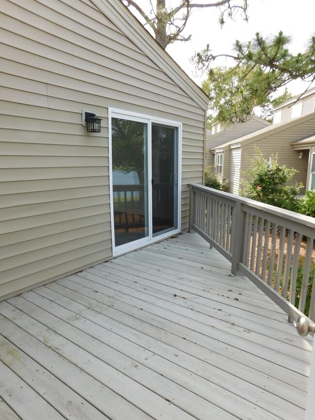 Building Photo - 7151 Windward Dr
