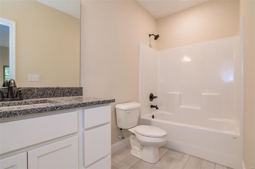 Building Photo - 200 Smola Woods Ct