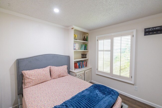 Building Photo - Charming Niles District Home with Private ...