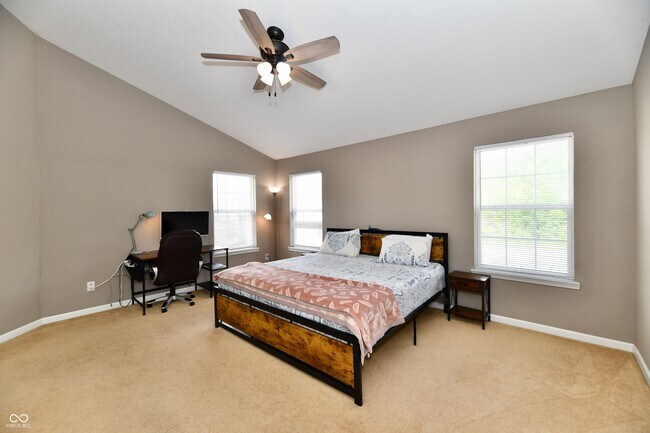 Building Photo - 1135 Cavendish Dr