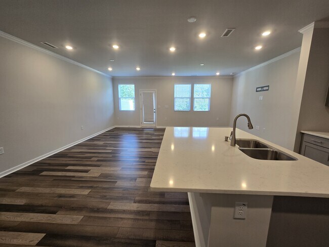 Building Photo - 2154 Tulip Bloom Ln