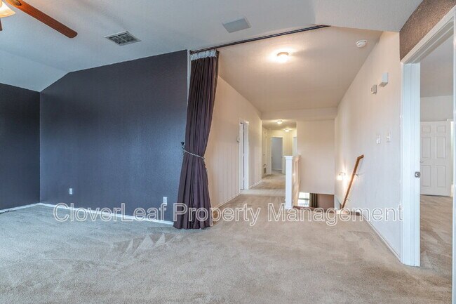 Building Photo - 838 Maltese Garden